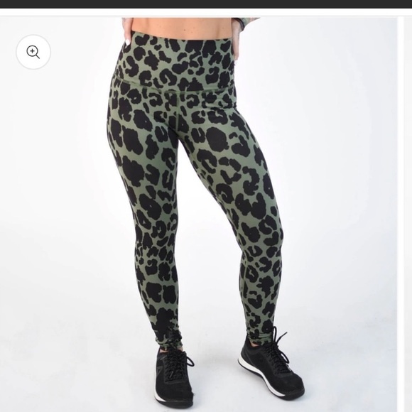 Fleo Pants - FLEO El Toro Bronze Leopard Legging XS